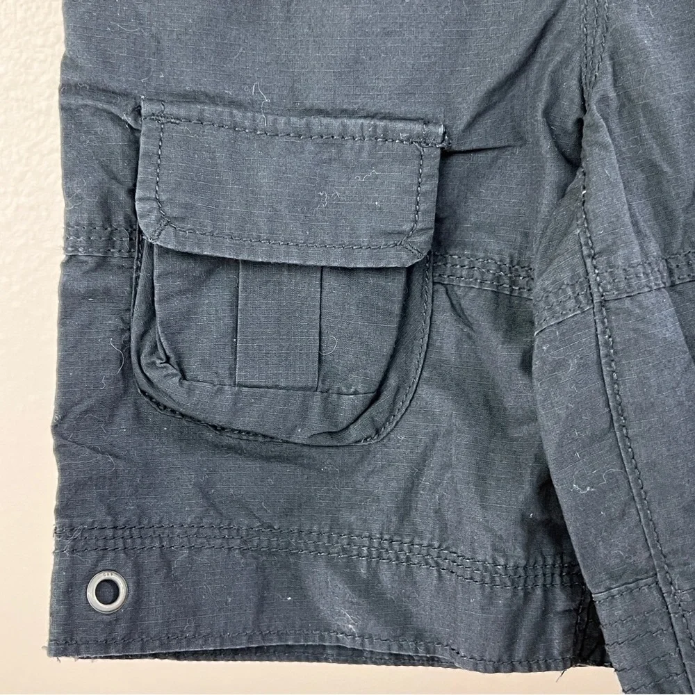 BABY GAP Toddler Boy cargo shorts. NWT. Size 2years. Elastic Waist w/ tie